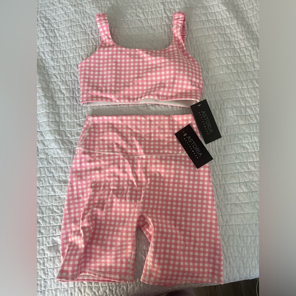 BRAND NEW ASTORIA LUXE BALANCE RUCHED SET